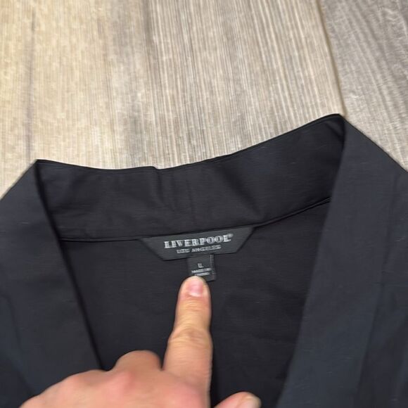 Liverpool NWT Black Long Sleeve Blouse - Picture 4 of 8